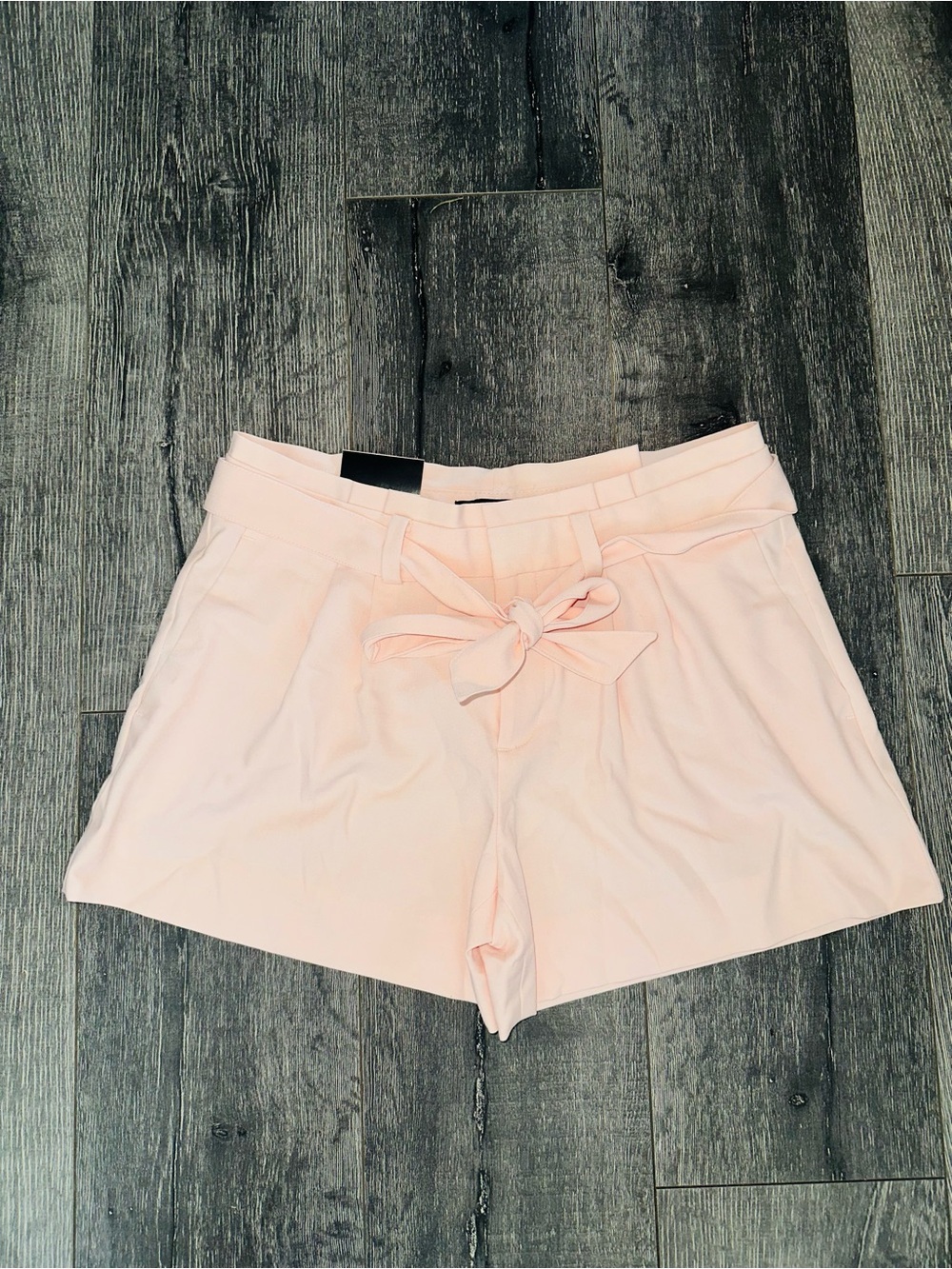 Banana Republic Woman’s Tie Waist Paperbag Shorts
